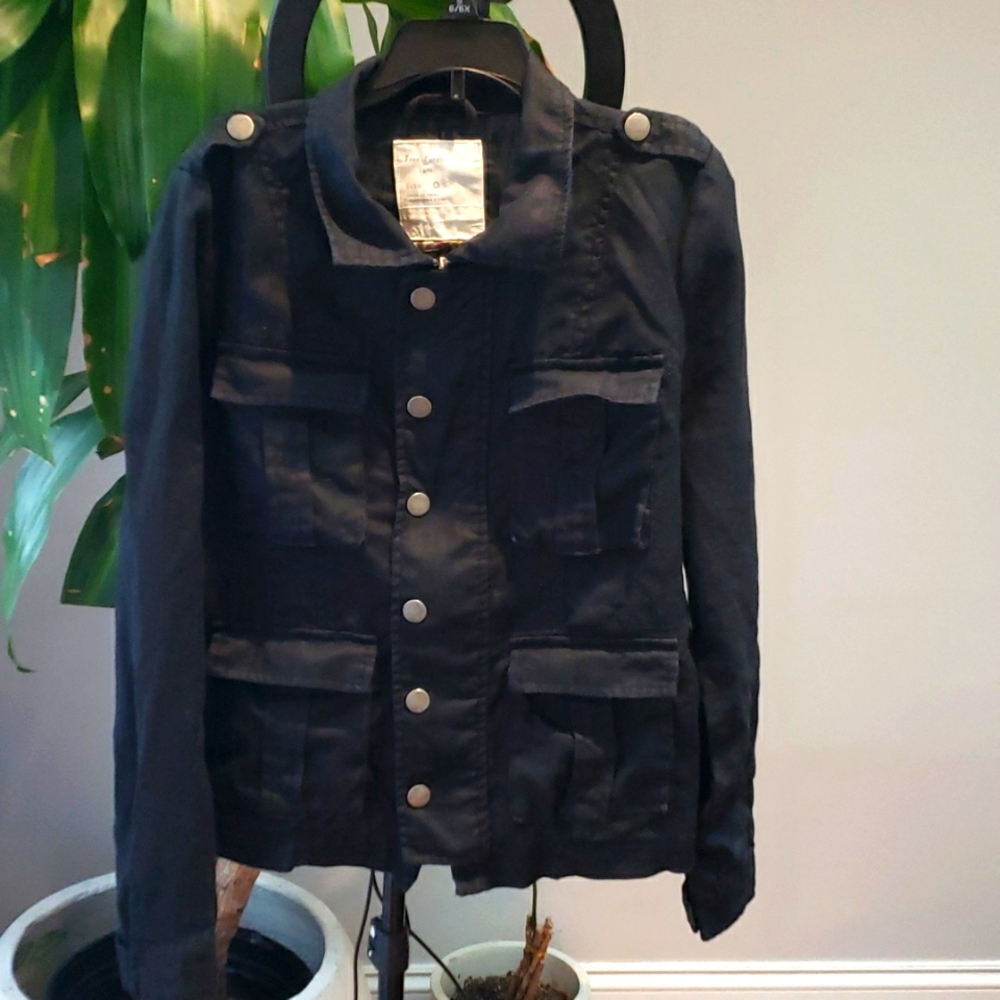 Vintage Free People utility cargo linen jacket black, size 0, excellent conditio